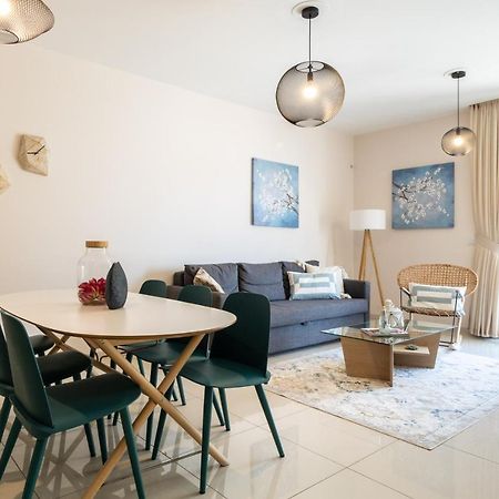Luxury One-Bedroom Apartment/Parking In City Center Йерусалим Екстериор снимка