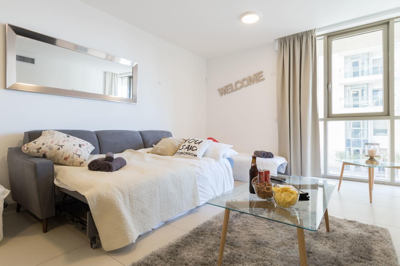 Luxury One-Bedroom Apartment/Parking In City Center Йерусалим Екстериор снимка