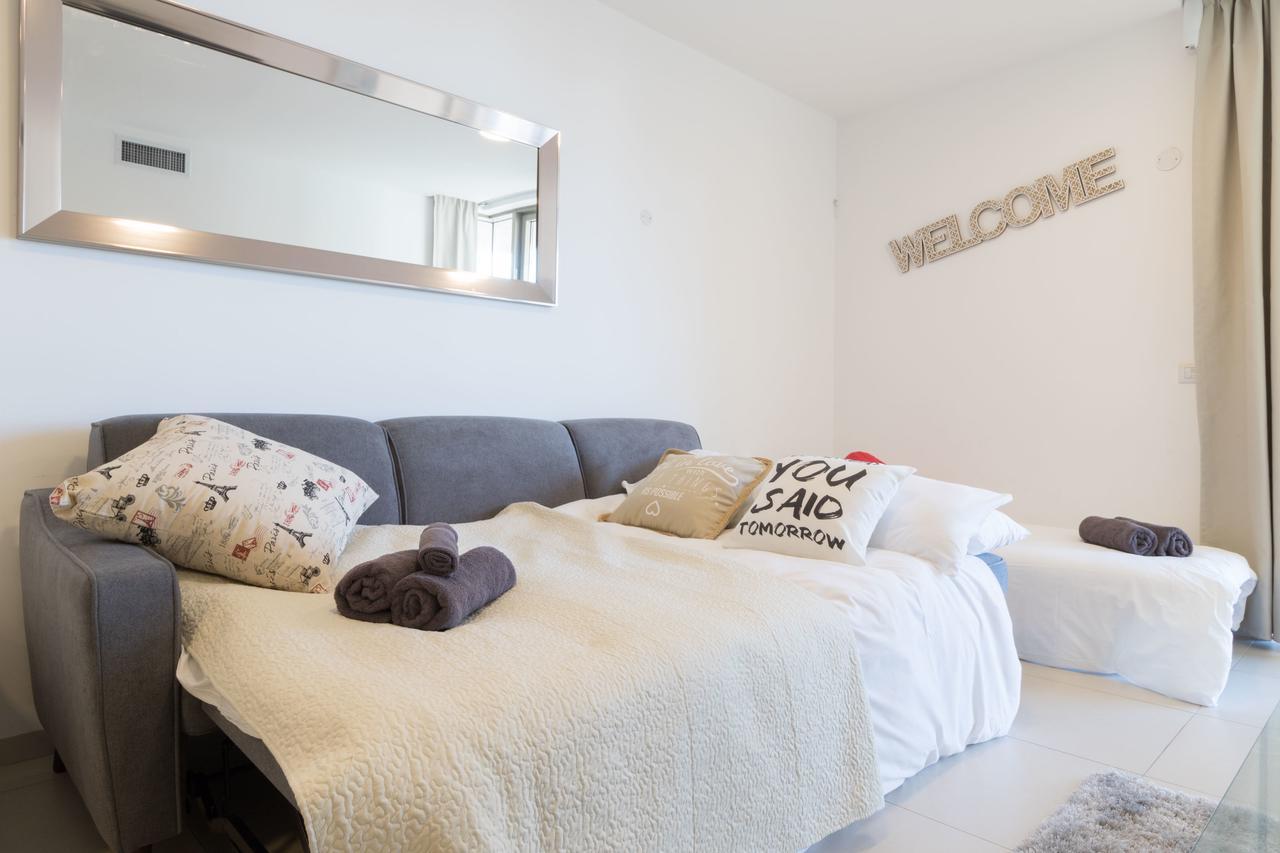 Luxury One-Bedroom Apartment/Parking In City Center Йерусалим Екстериор снимка