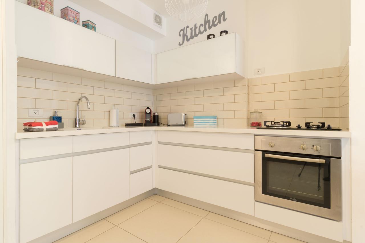 Luxury One-Bedroom Apartment/Parking In City Center Йерусалим Екстериор снимка