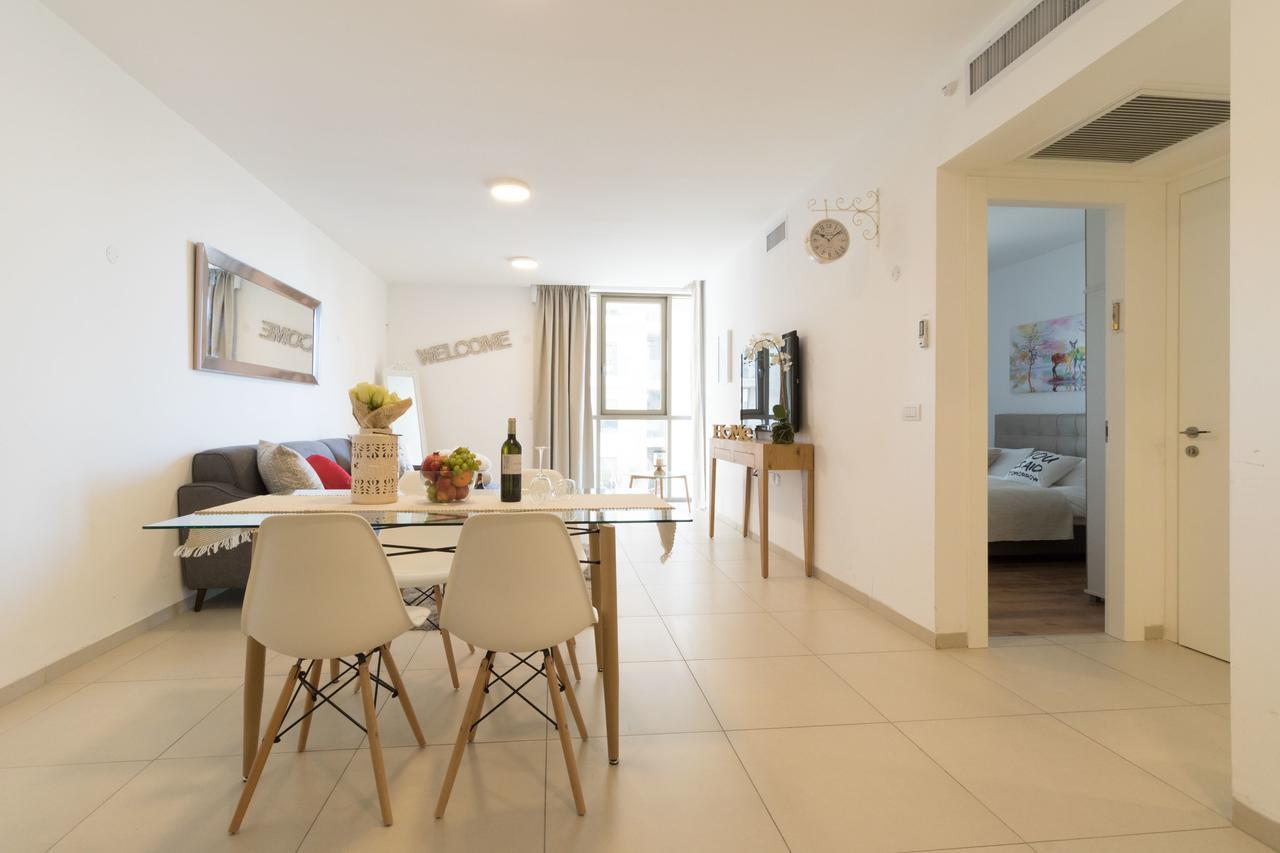 Luxury One-Bedroom Apartment/Parking In City Center Йерусалим Екстериор снимка