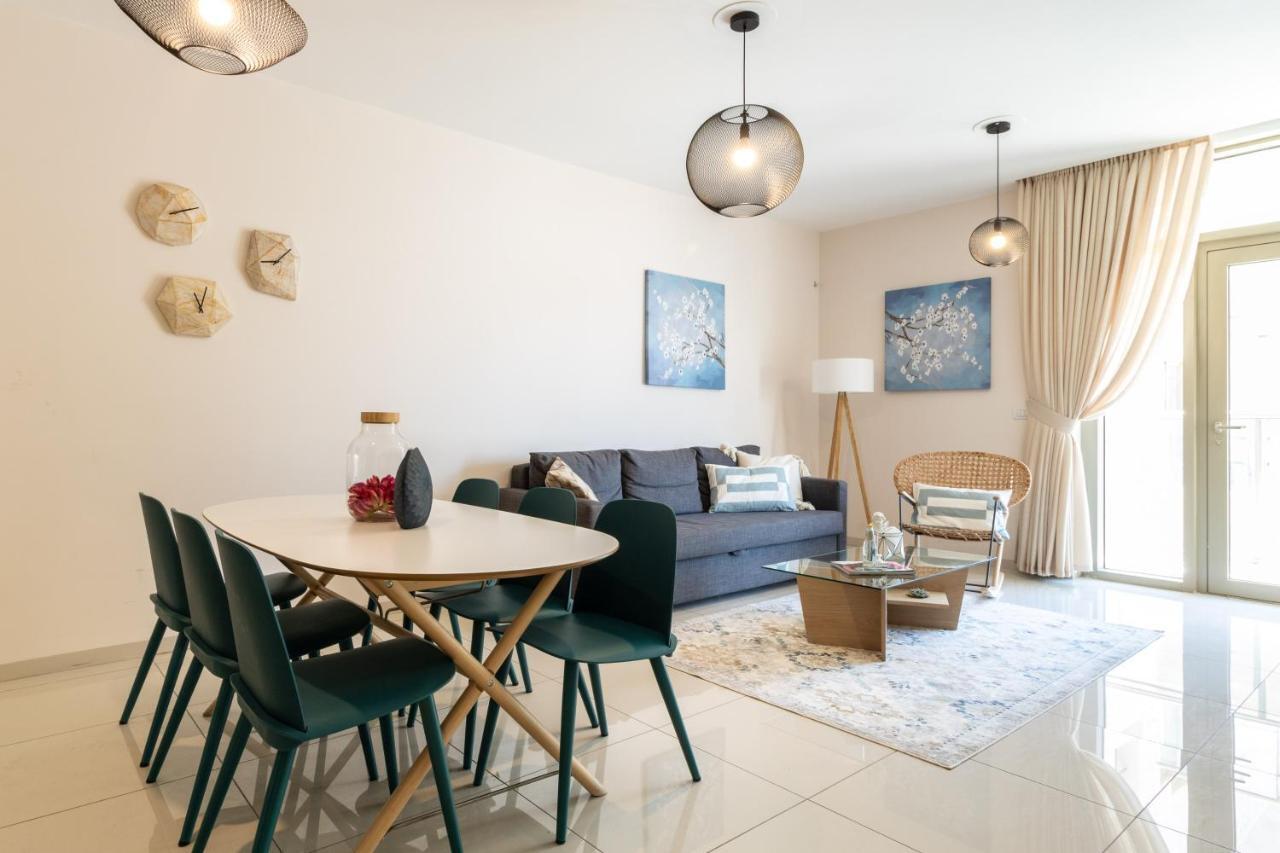 Luxury One-Bedroom Apartment/Parking In City Center Йерусалим Екстериор снимка