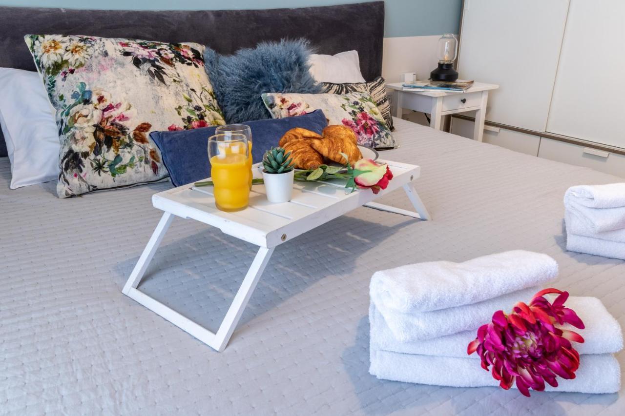 Luxury One-Bedroom Apartment/Parking In City Center Йерусалим Екстериор снимка